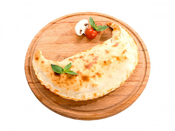 Пицца Кальцоне с морепродуктами